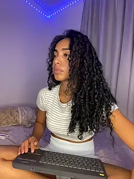 Snapshot of nicoleebony1 chatting on March 14, 1:16 am nicoleebony1 online show from March 14, 1:16 am