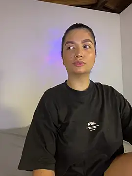 Snapshot of DashaStar chatting on February 8, 1:54 am DashaStar online show from February 8, 1:54 am