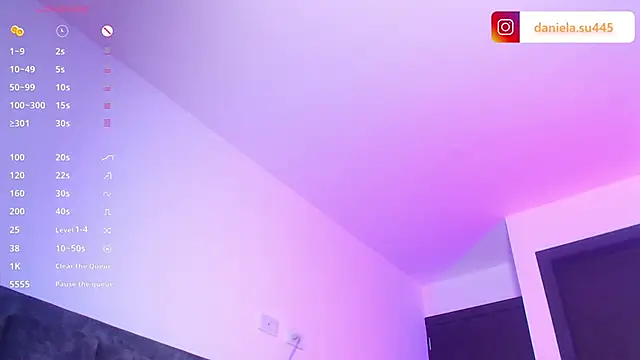 Snapshot of milan_delrey chatting on September 24, 11:08 pm milan delrey online show from September 24, 11:08 pm