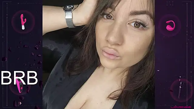Snapshot of Tracy_Sergio209 chatting on December 26, 9:44 am Tracy Sergio209 online show from December 26, 9:44 am