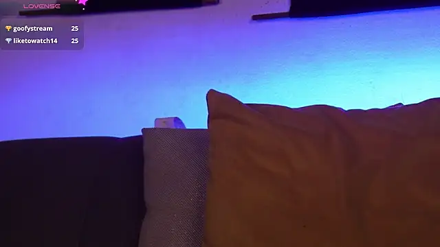 SylveonFox online show from October 28, 11:29 pm