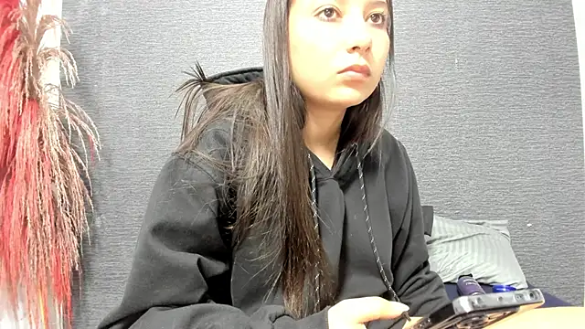 cami-01 online show from February 27, 11:48 pm