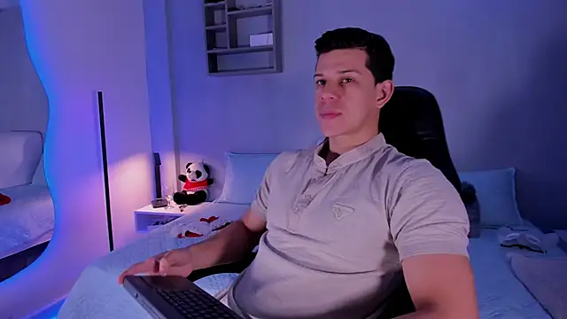 MarcoSullivan online show from December 18, 2:01 pm