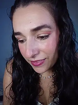 Snapshot of selem_hadid chatting on January 10, 8:43 pm selem hadid online show from January 10, 8:43 pm