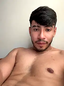 Snapshot of tom_thick chatting on November 9, 3:21 pm tom thick online show from November 9, 3:21 pm