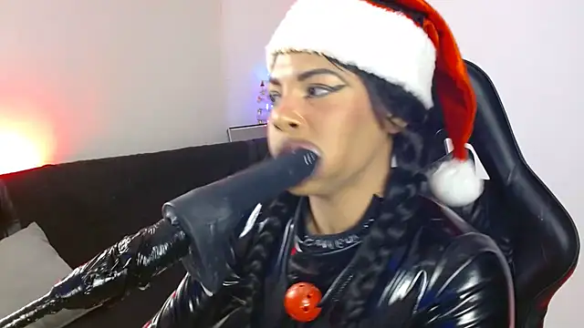 Snapshot of Anabel693 chatting on December 17, 10:23 am Anabel693 online show from December 17, 10:23 am