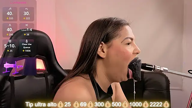 Snapshot of Anabel693 chatting on October 10, 10:14 am Anabel693 online show from October 10, 10:14 am