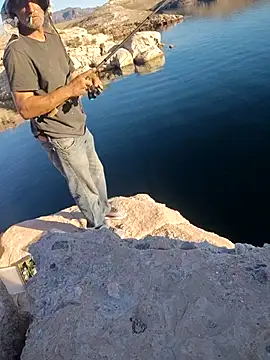 Snapshot of FloppyPickle4u chatting on March 10, 12:29 am FloppyPickle4u online show from March 10, 12:29 am