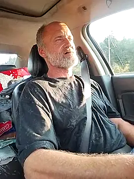 Snapshot of FloppyPickle4u chatting on September 12, 12:55 am FloppyPickle4u online show from September 12, 12:55 am