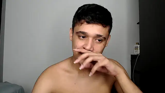 kaiine190 online show from March 15, 7:58 am