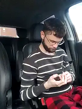 Snapshot of Talenjames4 chatting on January 5, 9:47 pm Talenjames4 online show from January 5, 9:47 pm