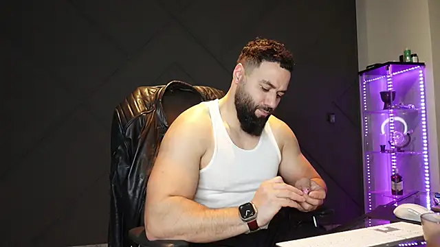 mattmasterss online show from March 30, 10:55 pm