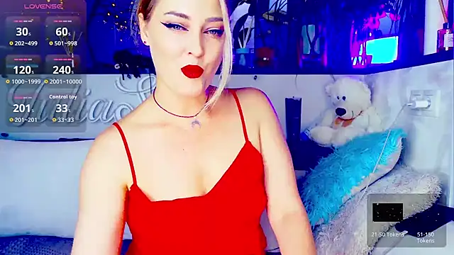  JuliaSpace  online show from October 23, 4:17 pm