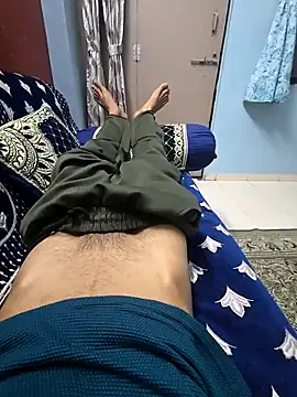 Yours1311 online show from November 1, 1:57 pm