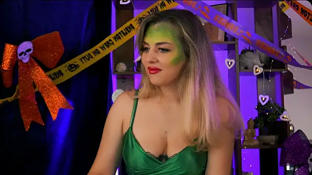 Snapshot of Bailey_Evans chatting on October 30, 7:10 am Bailey Evans online show from October 30, 7:10 am