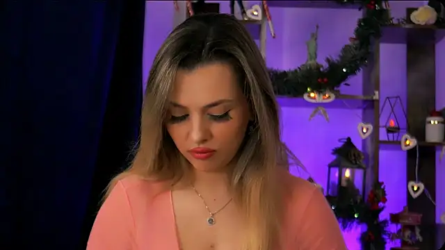 Snapshot of Bailey_Evans chatting on December 15, 7:23 am Bailey Evans online show from December 15, 7:23 am