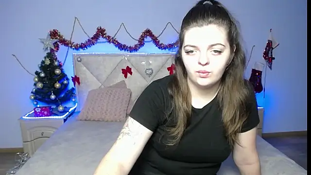 PamDares online show from December 14, 7:18 am