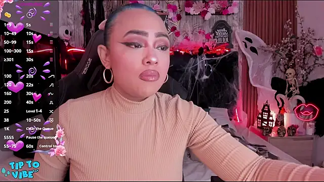 Neko Misaki online show from October 21, 11:55 am