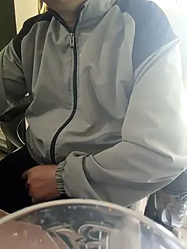 Snapshot of Hot-man39 chatting on February 22, 6:35 am Hot-man39 online show from February 22, 6:35 am