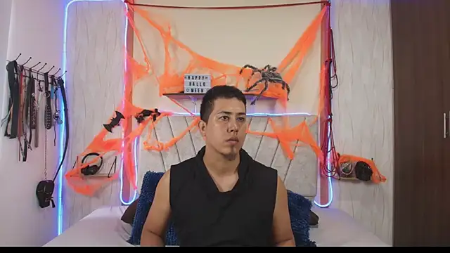 Liana Asaff online show from October 14, 6:42 pm