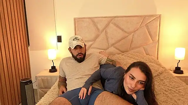 teseo and afroditha  online show from October 15, 1:50 am