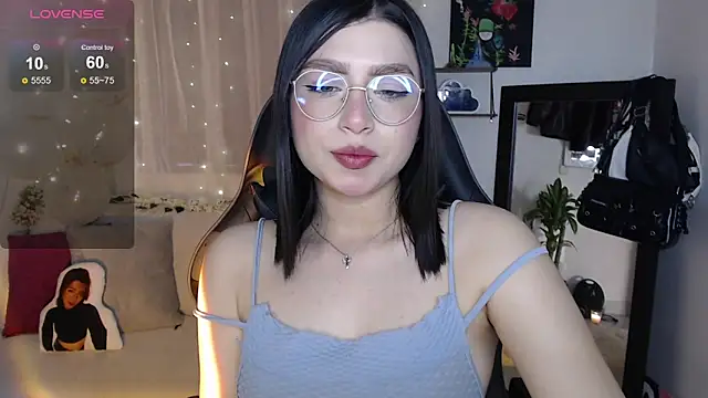 mily thomson b  online show from September 17, 10:22 pm