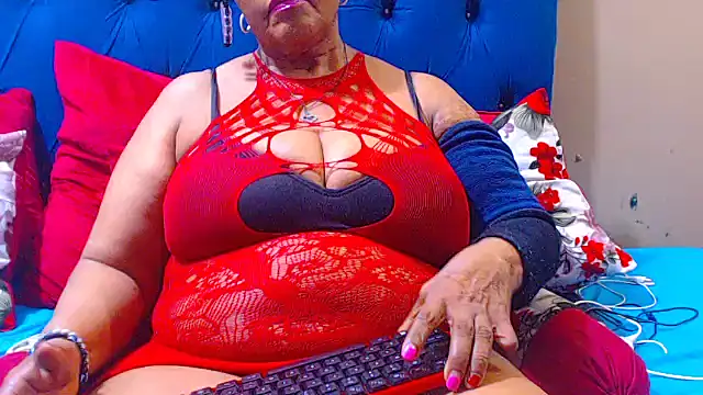 ebonycandy10 online show from October 9, 6:11 am