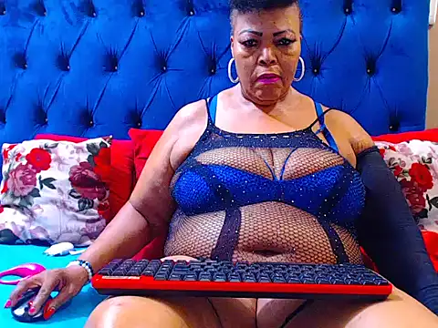 ebonycandy10 online show from February 19, 5:25 am