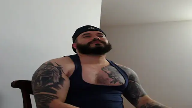 alexandergranda71 online show from February 15, 11:03 pm