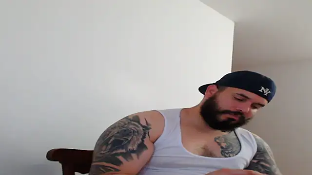 alexandergranda71 online show from February 26, 12:38 am