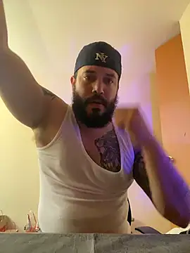 alexandergranda71 online show from December 1, 8:14 pm