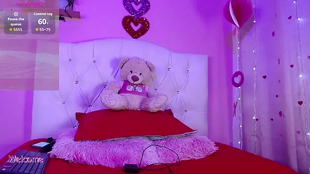 HECATE 23 online show from April 16, 3:13 pm