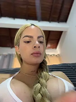 emiss  online show from December 19, 3:08 pm