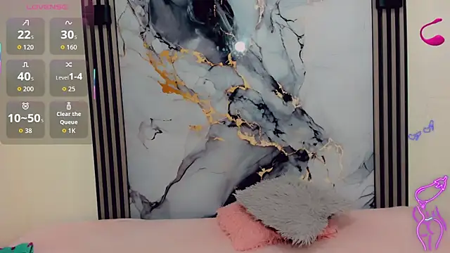 Snapshot of Rubi_30 chatting on April 7, 11:32 am Rubi 30 online show from April 7, 11:32 am