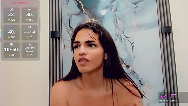 Snapshot of Rubi_30 chatting on April 14, 11:27 am Rubi 30 online show from April 14, 11:27 am