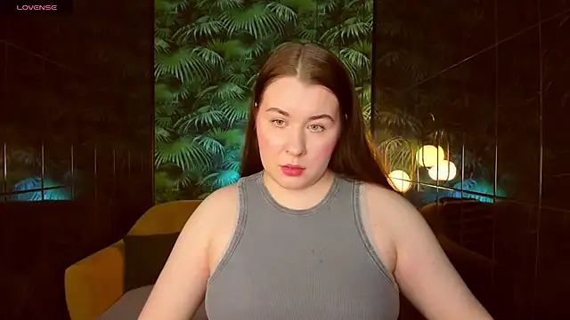 Snapshot of ShedarBrooks chatting on December 17, 5:40 am ShedarBrooks online show from December 17, 5:40 am