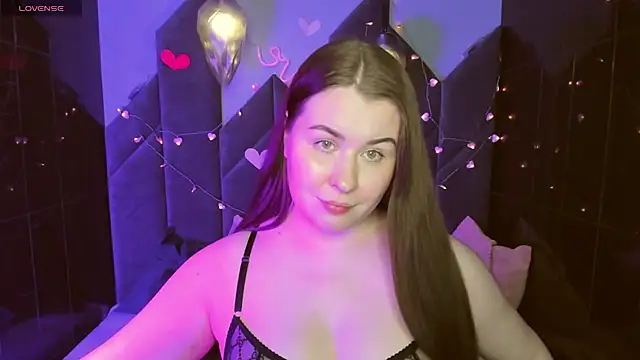 Snapshot of ShedarBrooks chatting on February 14, 12:14 pm ShedarBrooks online show from February 14, 12:14 pm