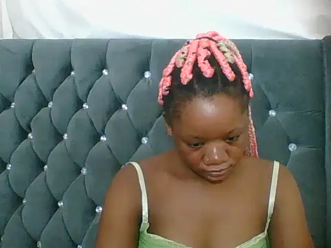 Snapshot of HotJeylee chatting on March 1, 7:05 pm HotJeylee online show from March 1, 7:05 pm