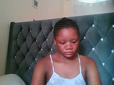 Snapshot of HotJeylee chatting on March 18, 12:30 pm HotJeylee online show from March 18, 12:30 pm