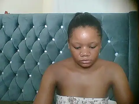 Snapshot of HotJeylee chatting on March 23, 6:12 pm HotJeylee online show from March 23, 6:12 pm