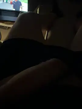 Snapshot of fuckitzer chatting on July 31, 9:36 pm fuckitzer online show from July 31, 9:36 pm