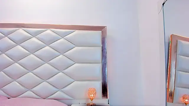 samanthaevans4 online show from January 29, 8:04 pm