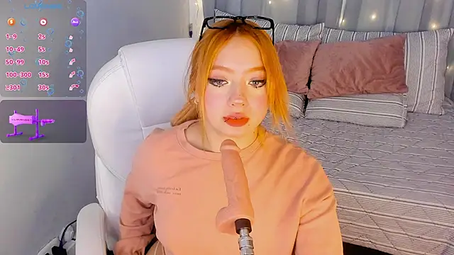 Kloe Raize online show from February 3, 10:43 pm