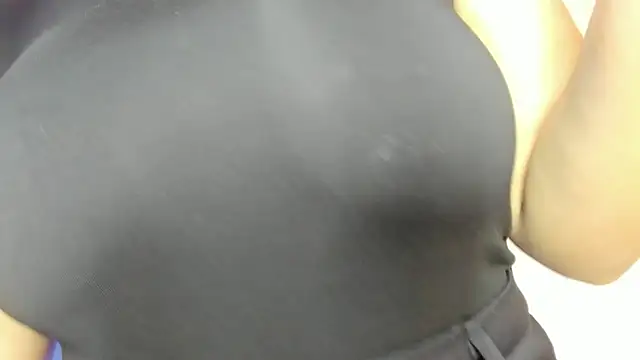 Snapshot of PaulinaDuarte chatting on February 23, 12:46 pm PaulinaDuarte online show from February 23, 12:46 pm