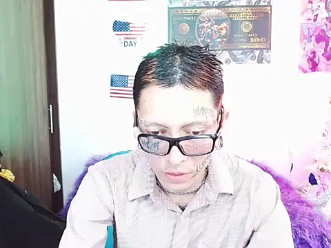 deivid estrada online show from December 14, 6:30 pm