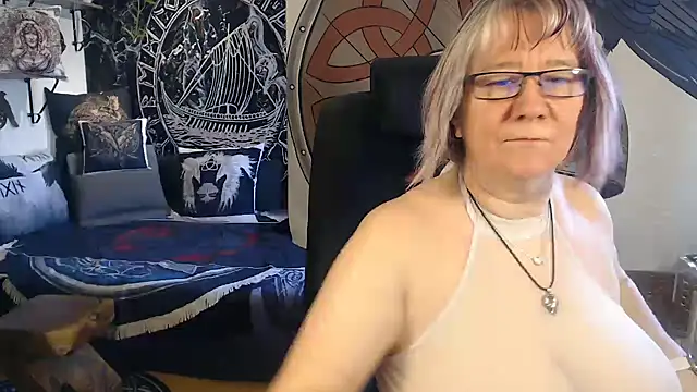 TittenMichelle online show from February 28, 11:00 am