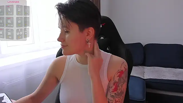 JessieFlower online show from November 30, 8:40 am