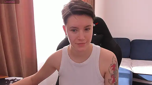 JessieFlower online show from February 27, 8:36 am