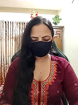 Snapshot of Payel-Sen chatting on April 21, 6:34 pm Payel-Sen online show from April 21, 6:34 pm