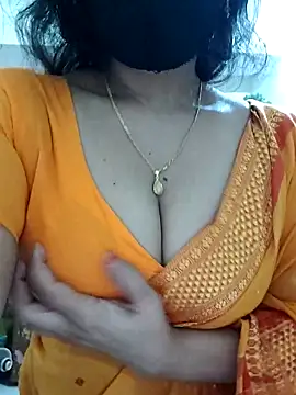 Snapshot of Payel-Sen chatting on May 1, 6:12 pm Payel-Sen online show from May 1, 6:12 pm